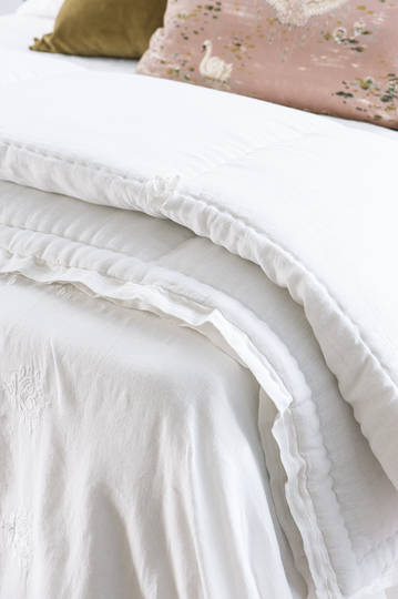 Bianca Lorenne - Floralie - White Comforter / Eurocase
